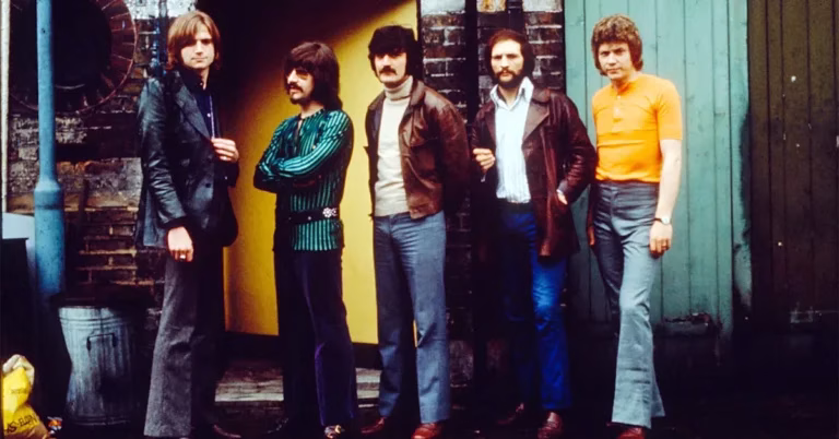The Moody Blues: Architecten van Orkestraal Rock en Poëtische Psychedelia